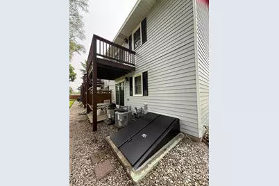 199 E 34th Street #5, Holland, MI 49423 - Photo 3
