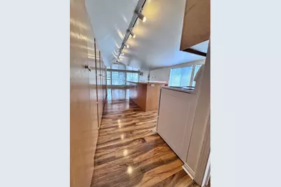 307 Park Street, Saint Joseph, MI 49085 - Photo 25