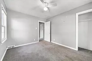 9690 Everts St, Detroit, MI 48224 - Photo 11