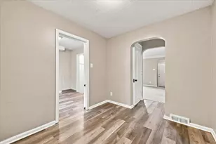9690 Everts St, Detroit, MI 48224 - Photo 15