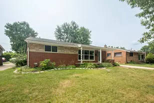 4642 Audubon Dr, Warren, MI 48092 - Photo 1