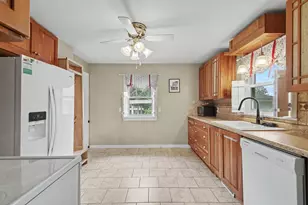 222 Woodrow St, Fremont, MI 49412 - Photo 5