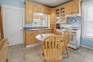 511 W Ludington Ave, Ludington, MI 49431 - Photo 17