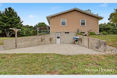 4635 12 Mile Road NE, Rockford, MI 49341 - Photo 39