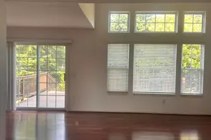 2514 Boulder Ln, Auburn Hills, MI 48326 - Photo 3