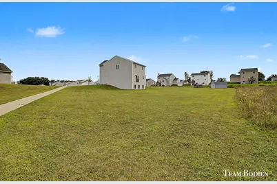 402 Oak Hill Court, Middleville, MI 49333 - Photo 3
