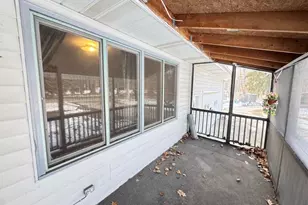 3334 W Glendora Rd, Three Oaks, MI 49128 - Photo 17