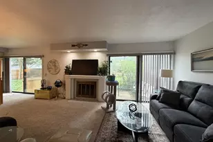 135 Balmoral Ct, Kalamazoo, MI 49006 - Photo 7