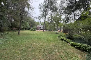 135 Balmoral Ct, Kalamazoo, MI 49006 - Photo 19