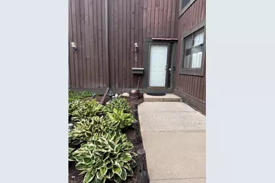 135 Balmoral Court, Kalamazoo, MI 49006 - Photo 1