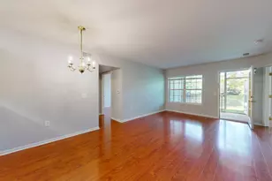 2771 S Knightsbridge Cir, Ann Arbor, MI 48105 - Photo 5