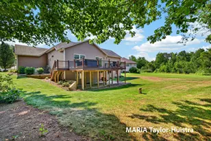7827 Queenie Ct, Allendale, MI 49401 - Photo 69