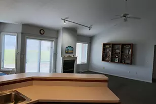 150 Harbor Dr, Ludington, MI 49431 - Photo 7
