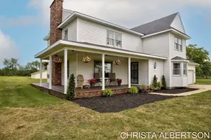 525 137th Ave, Wayland, MI 49348 - Photo 1