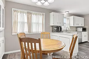 525 137th Ave, Wayland, MI 49348 - Photo 11