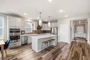 30137 Turtle Creek Cir, New Hudson, MI 48165 - Photo 3