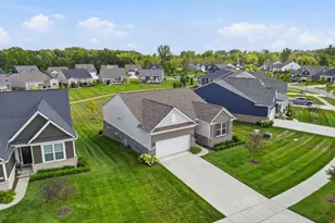 30137 Turtle Creek Cir, New Hudson, MI 48165 - Photo 29