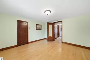 521 E Chapin St, Cadillac, MI 49601 - Photo 29