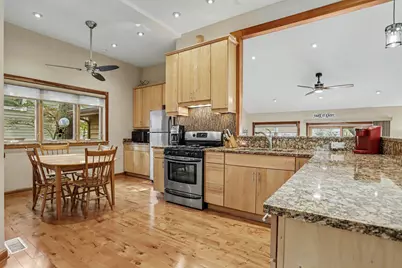 34149 Hillside Drive, Paw Paw, MI 49079 - Photo 5