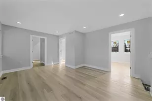 1713 Vanderlip Rd, Traverse City, MI 49686 - Photo 25