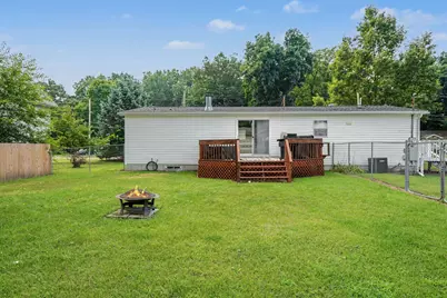 427 E Division Street, Dowagiac, MI 49047 - Photo 19