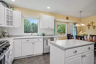 46820 Woodfield Dr, Mattawan, MI 49071 - Photo 9