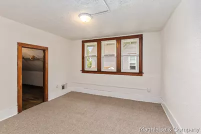 1106 Alpine Avenue NW, Grand Rapids, MI 49504 - Photo 13