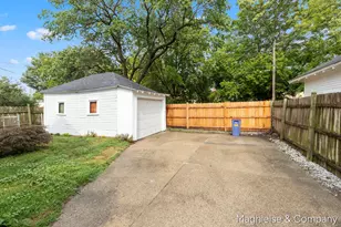 1106 Alpine Ave NW, Grand Rapids, MI 49504 - Photo 19