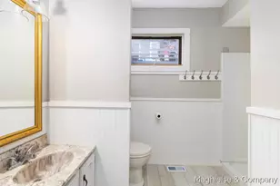 1106 Alpine Ave NW, Grand Rapids, MI 49504 - Photo 9