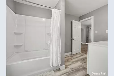 213 E 2nd Street, Scottville, MI 49454 - Photo 19