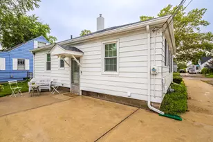 1214 Mohawk Ln, Saint Joseph, MI 49085 - Photo 23