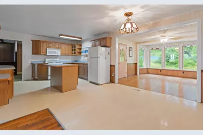 4396 Holloway, Adrian, MI 49221 - Photo 13