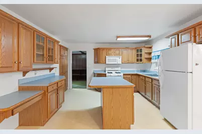 4396 Holloway, Adrian, MI 49221 - Photo 17