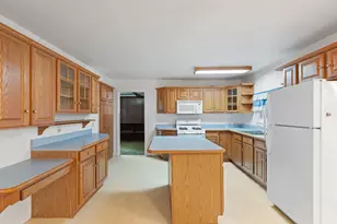 4396 Holloway, Adrian, MI 49221 - Photo 17