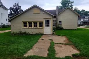 204 W Delaware St, Decatur, MI 49045 - Photo 3