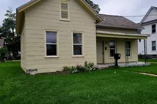 204 W Delaware St, Decatur, MI 49045 - Photo 1