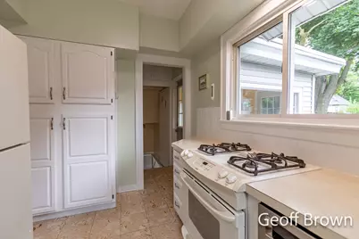 481 Graceland Street NE, Grand Rapids, MI 49505 - Photo 17