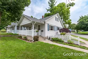 481 Graceland St NE, Grand Rapids, MI 49505 - Photo 3