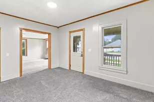 316 E Division St, Dowagiac, MI 49047 - Photo 5