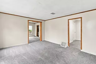 316 E Division St, Dowagiac, MI 49047 - Photo 11