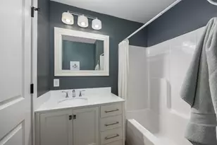 4074 Imperial Dr NW, Grand Rapids, MI 49534 - Photo 17