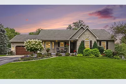 9959 W Sargent Road, Fowlerville, MI 48836 - Photo 1