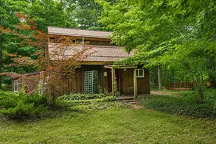 4315 Hipps Hollow Rd, Eau Claire, MI 49111 - Photo 27