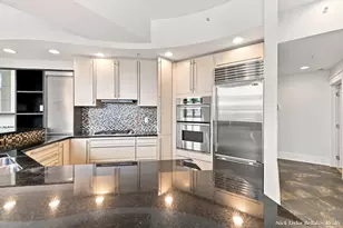 60 Monroe Center St NW, Grand Rapids, MI 49503 - Photo 21