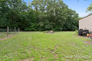 13727 Cleveland St, Nunica, MI 49448 - Photo 5