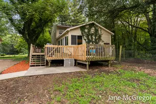 13727 Cleveland St, Nunica, MI 49448 - Photo 7