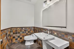 2246 Shelter Pointe Dr, Kalamazoo, MI 49008 - Photo 51