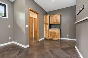 2246 Shelter Pointe Dr, Kalamazoo, MI 49008 - Photo 49