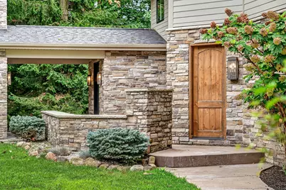 2246 Shelter Pointe Drive, Kalamazoo, MI 49008 - Photo 5