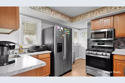 825 Den Hertog Street SW, Wyoming, MI 49509 - Photo 9